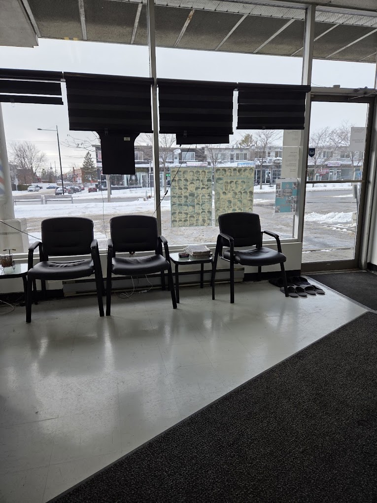 Sharp lineup detail — Roi De Klipz Barbier LaSalle